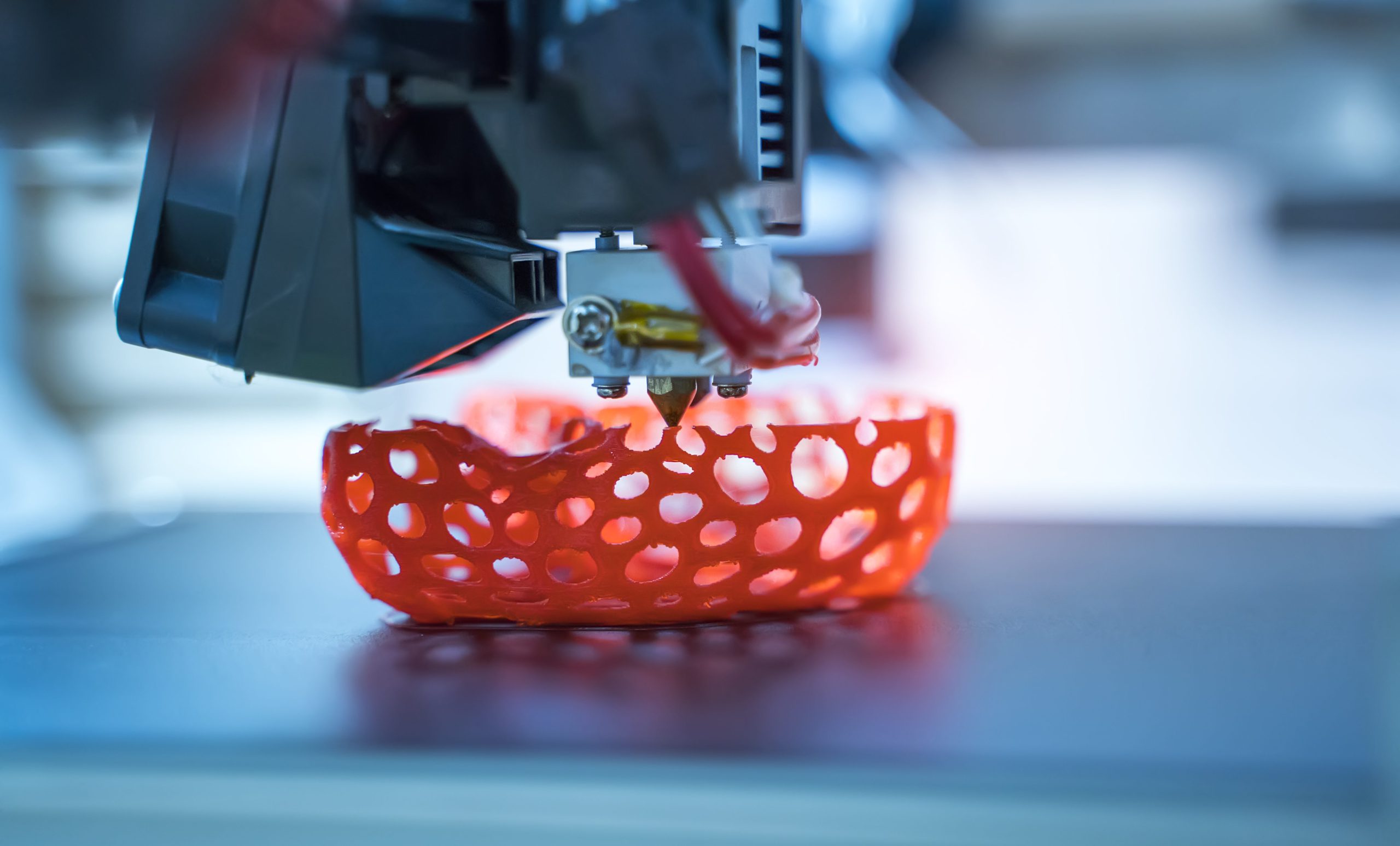 Design The Future with Additive Manufacturing (DT Future) EIT